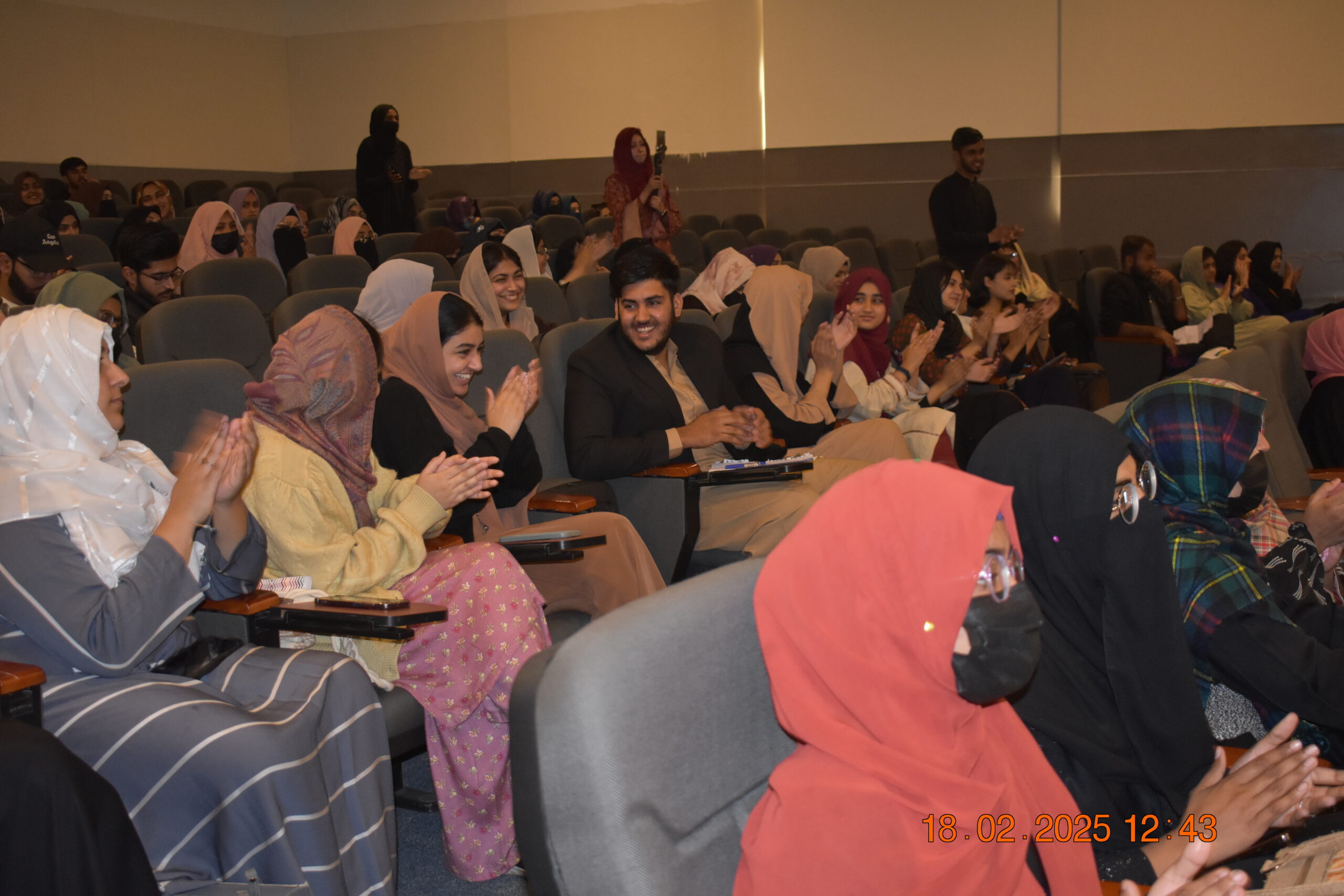 best HND business programs